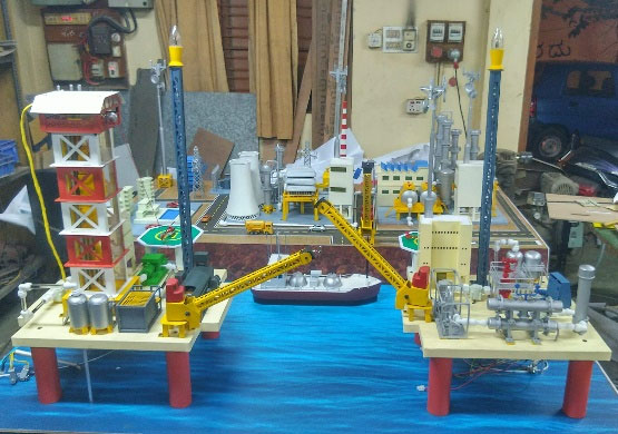 Oil & gas demonstrator unit